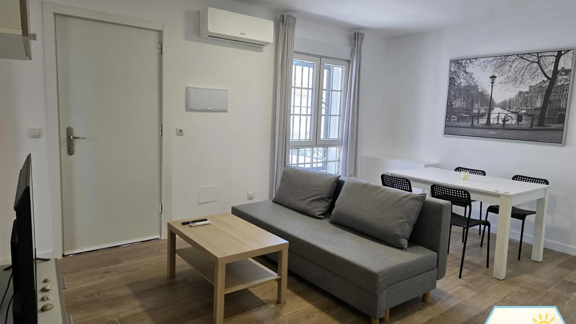 Sunny Churriana Jacaranda III Malaga Apartment